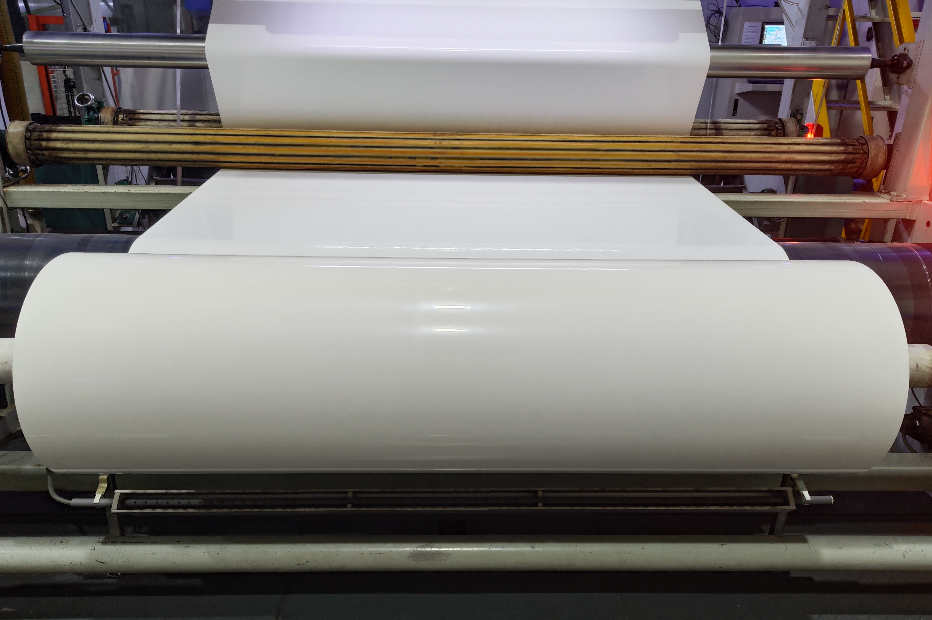 Why PE Film is a Top Choice for Food Packaging Kaide New Material